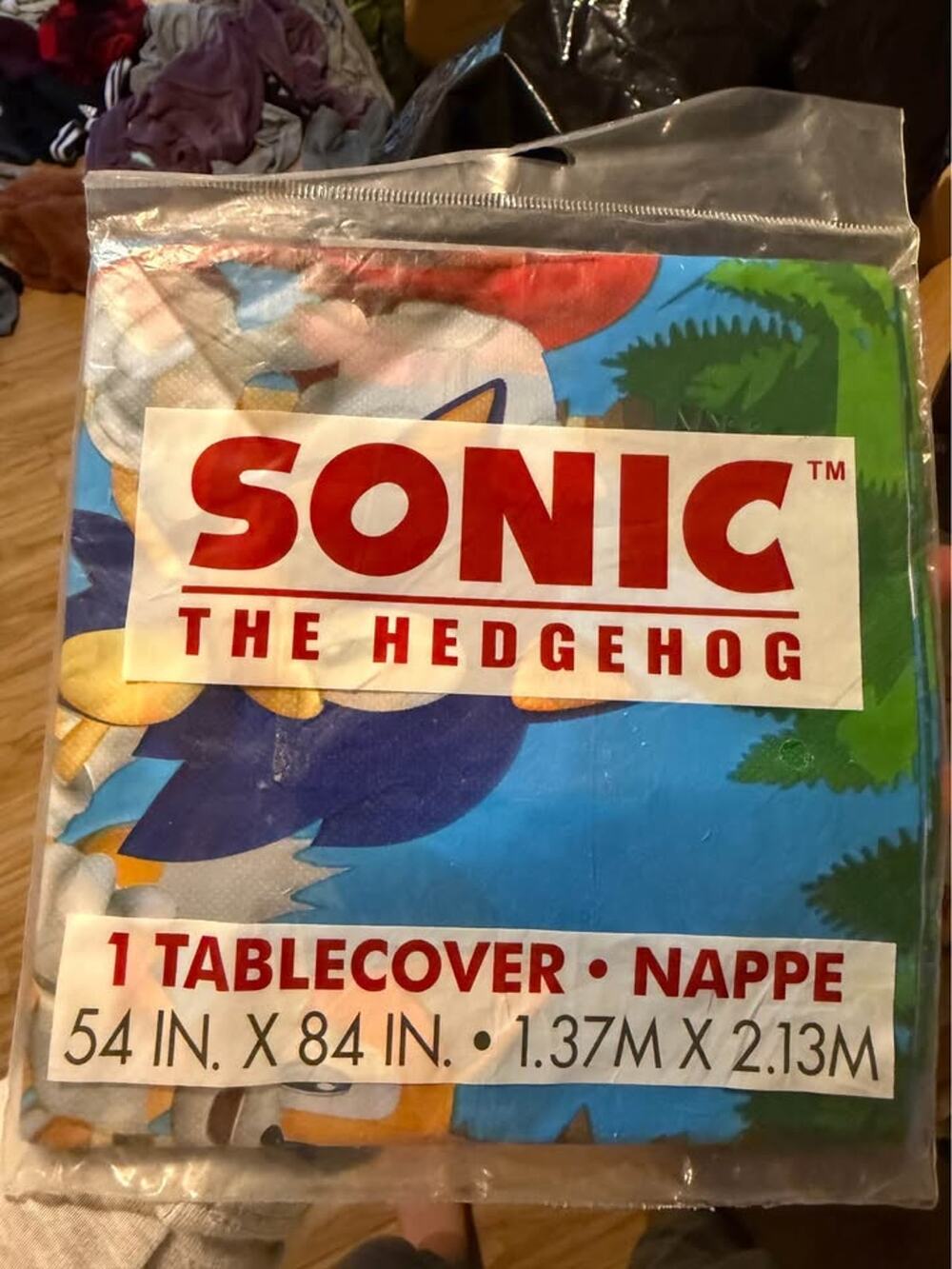 Sonic tablecloth